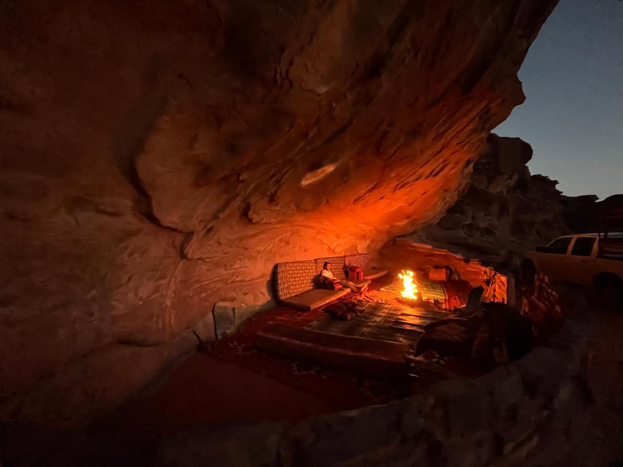 Wadi Rum Cave Camping Εξωτερικό φωτογραφία